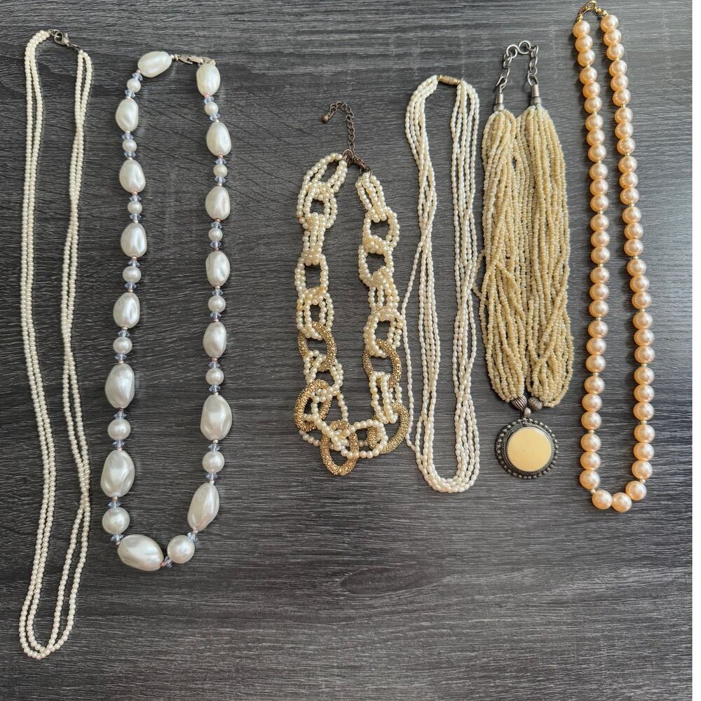 Lot Of 6 Vintage Faux Pearl‎ Beaded Cream And White Statement Necklaces